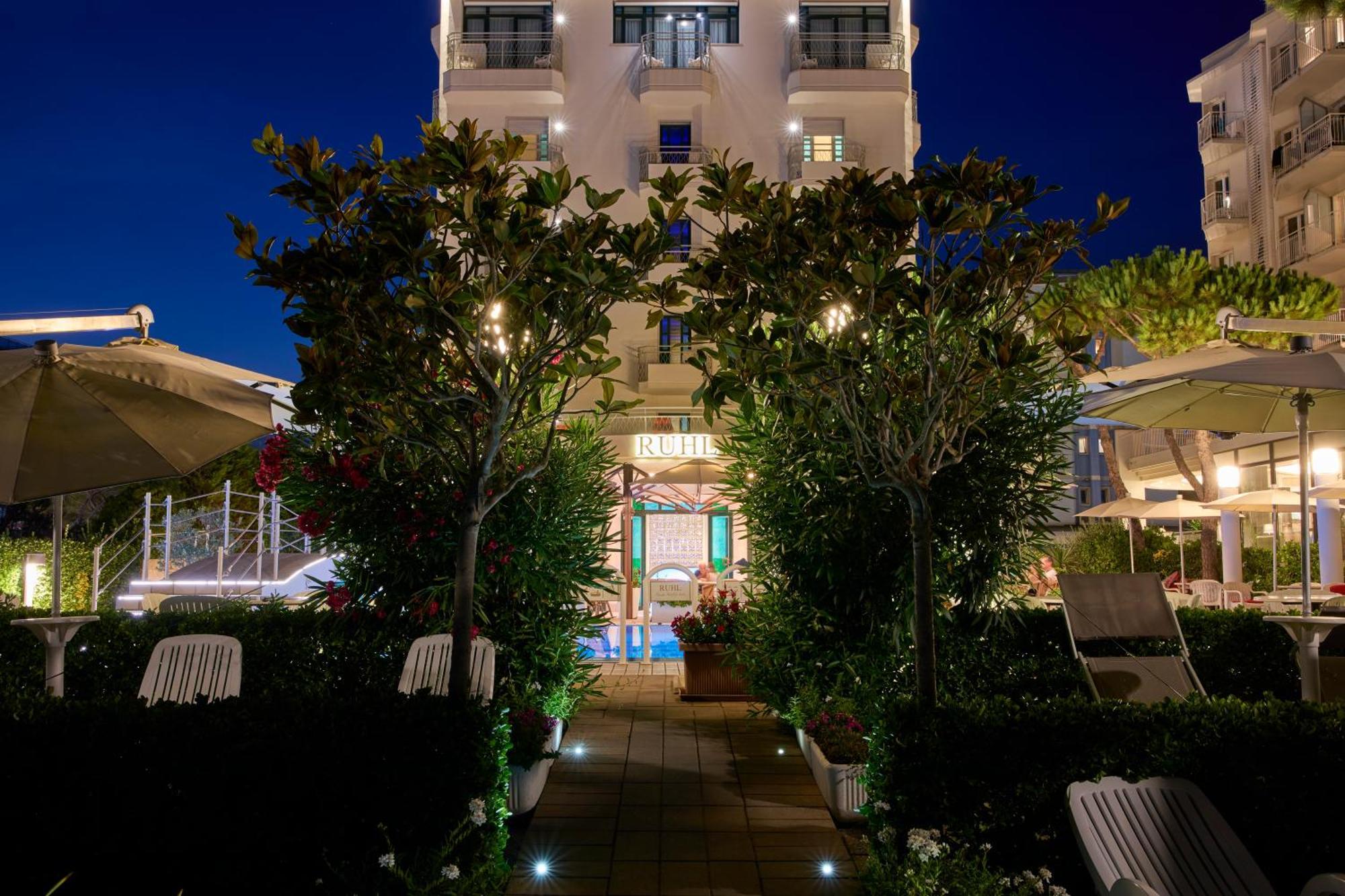 Ruhl Beach Hotel & Suites Lido di Jesolo Buitenkant foto