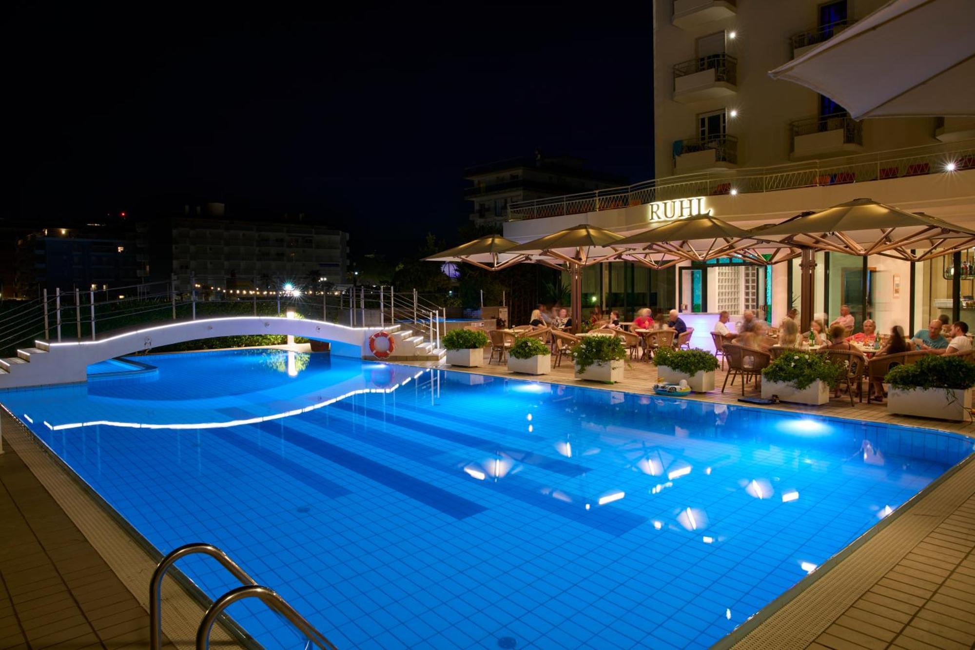 Ruhl Beach Hotel & Suites Lido di Jesolo Buitenkant foto