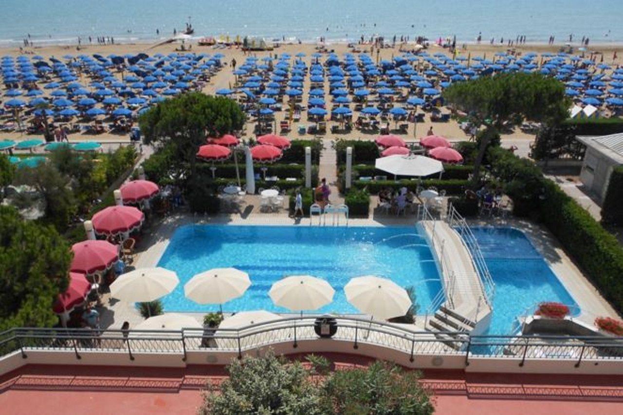 Ruhl Beach Hotel & Suites Lido di Jesolo Buitenkant foto
