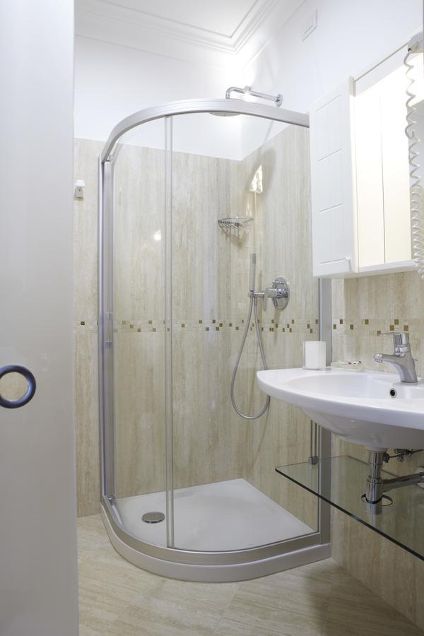 Ruhl Beach Hotel & Suites Lido di Jesolo Buitenkant foto