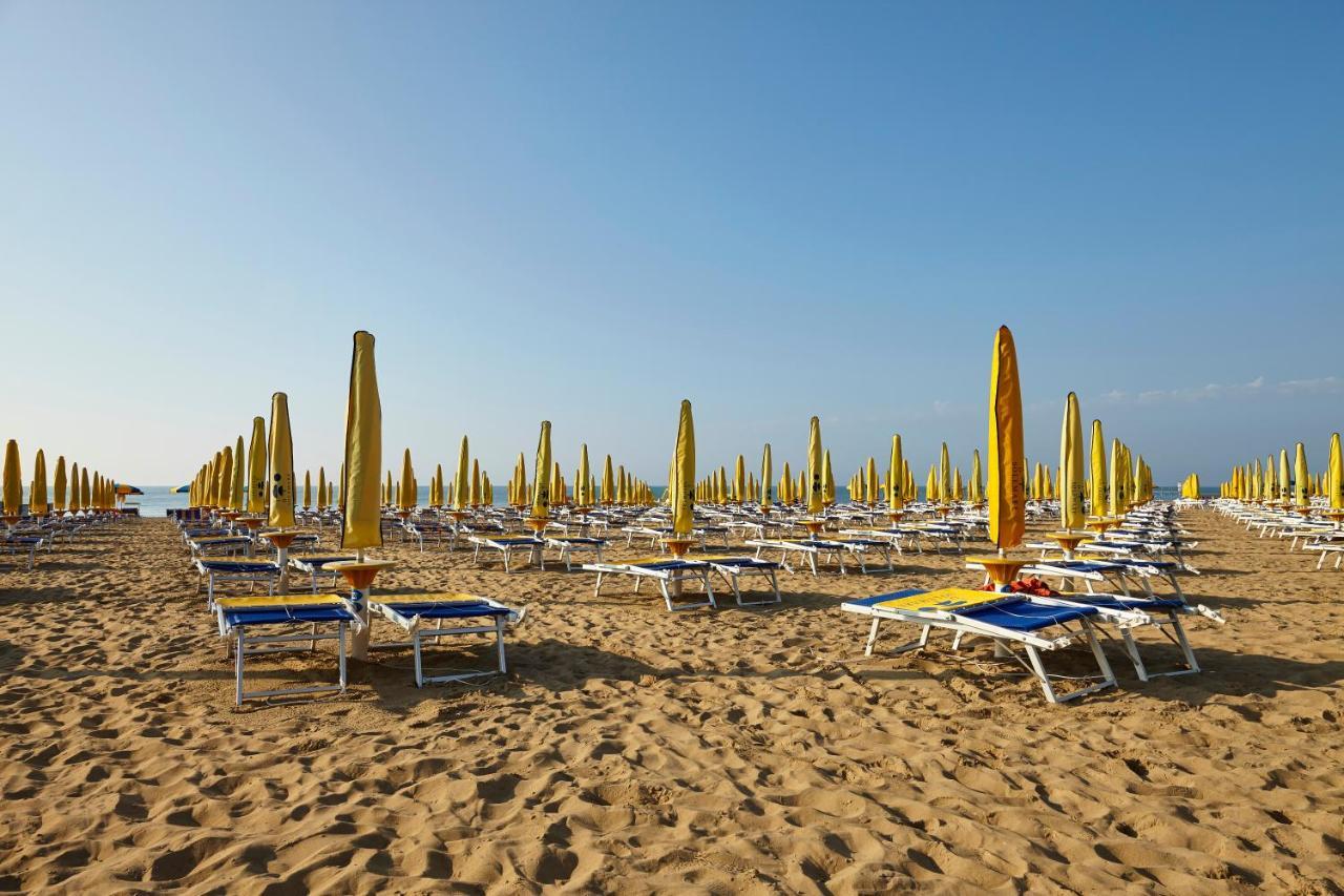 Ruhl Beach Hotel & Suites Lido di Jesolo Buitenkant foto